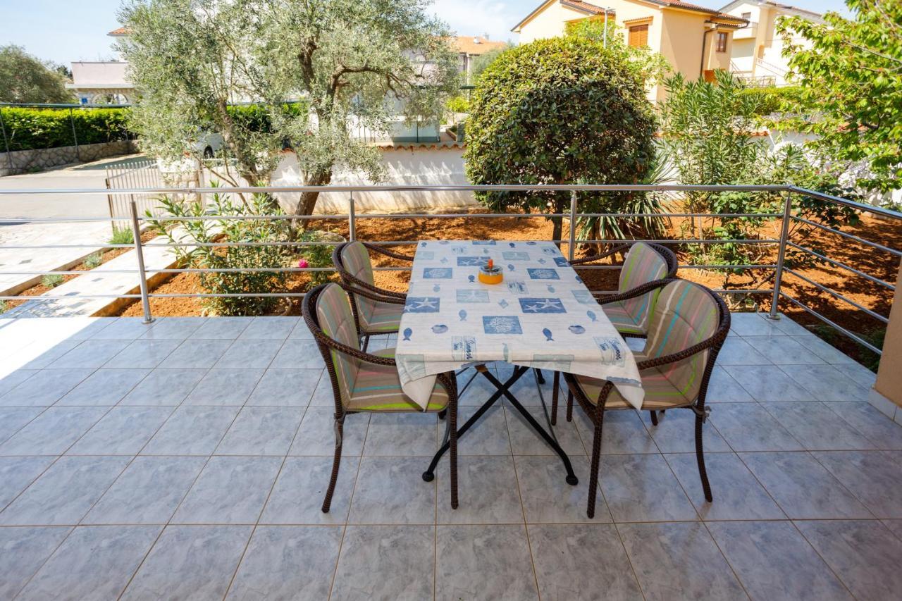 Apartmani Bakran Krk Town Exterior photo